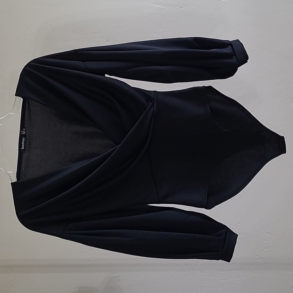BOOHOO Black Deep V-Neck Bodysuit Size 6